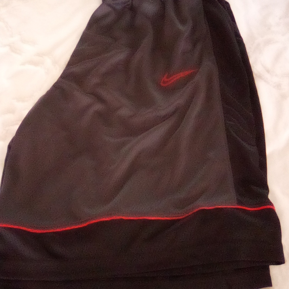 SHORTS - Picture 5 of 5